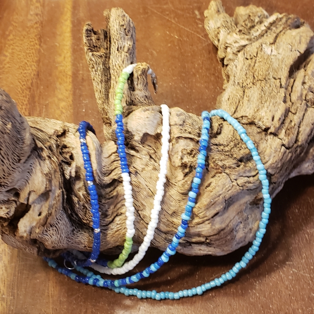 Bracelets - Picture 2 of 3
